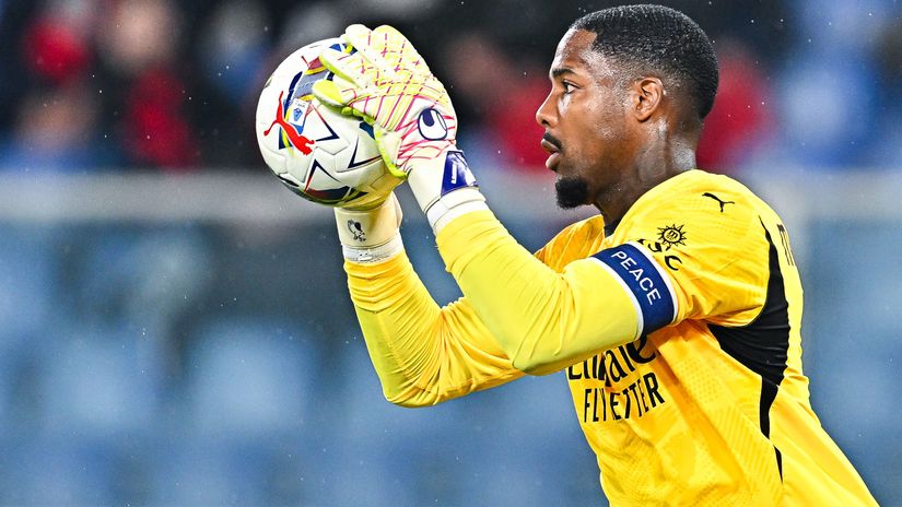 Mike Maignan in action (©Simone Arveda/Getty Images)