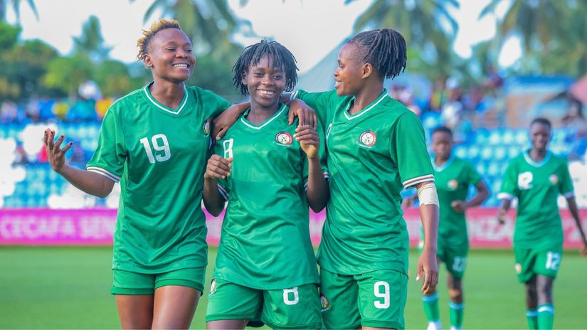 © Harambee Starlets