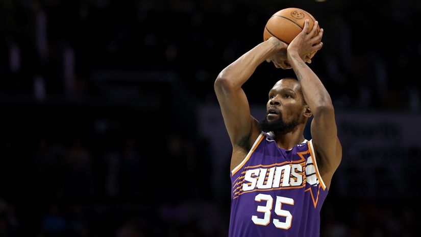 NBA earthquake: Durantula traded to the Rockets!