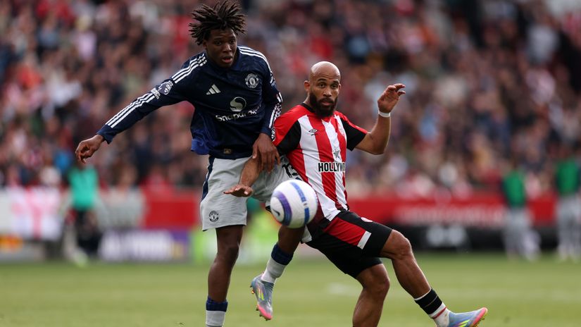 Mbeumo in action against Dorgu of Manchester United (©Alex Pantling/Getty Images)