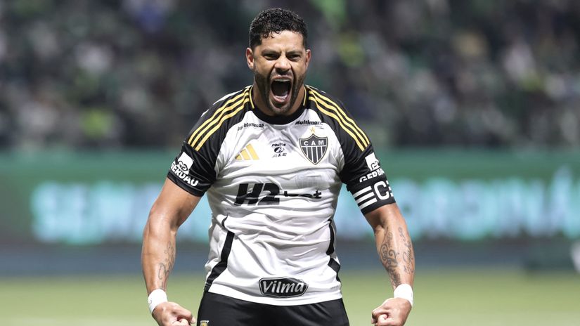 Master of the free-kick craft (©AFP)