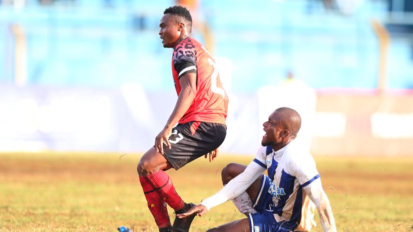 Clifton Miheso and Emmanuel Tienan © Mozzart Sport