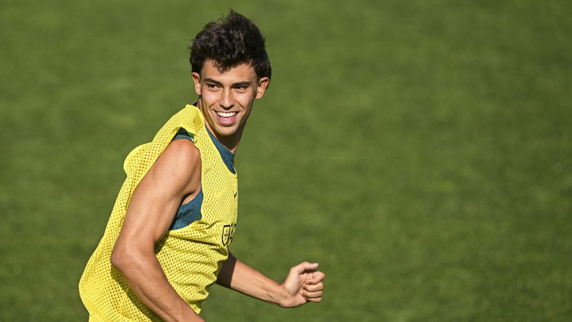 Exclusive lavish company: Neymar, CR7, Lukaku, Felix... Wait, Felix?!