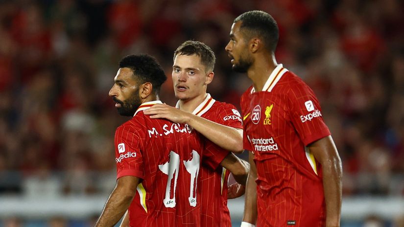 Wirtz celebrating his first goal for Liverpool with Salah & Gakpo (©Reuters/Issei Kato/Gallo Images)