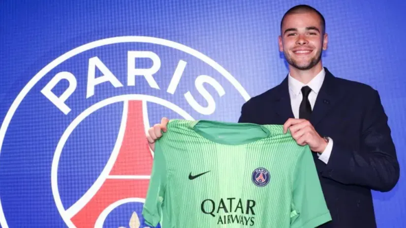 Lucas Chevalier (©@PSG_inside)