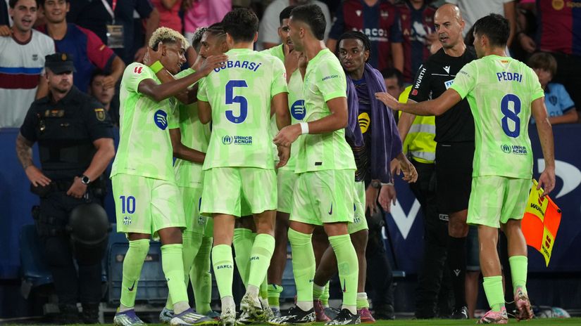 Barca players celebrating (©Getty Images)