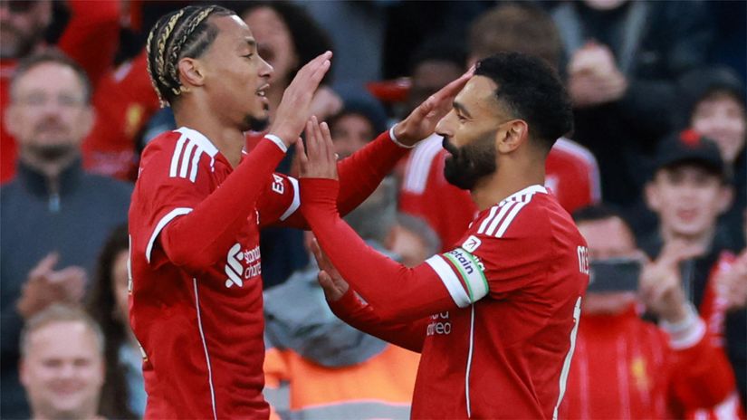 Ekitike and Salah (©REUTERS/Phil Noble)