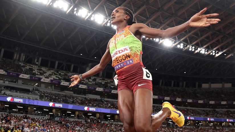 Faith Kipyegon wins the 1500m at the World Athletics Championships Tokyo 25 (© Getty Images)