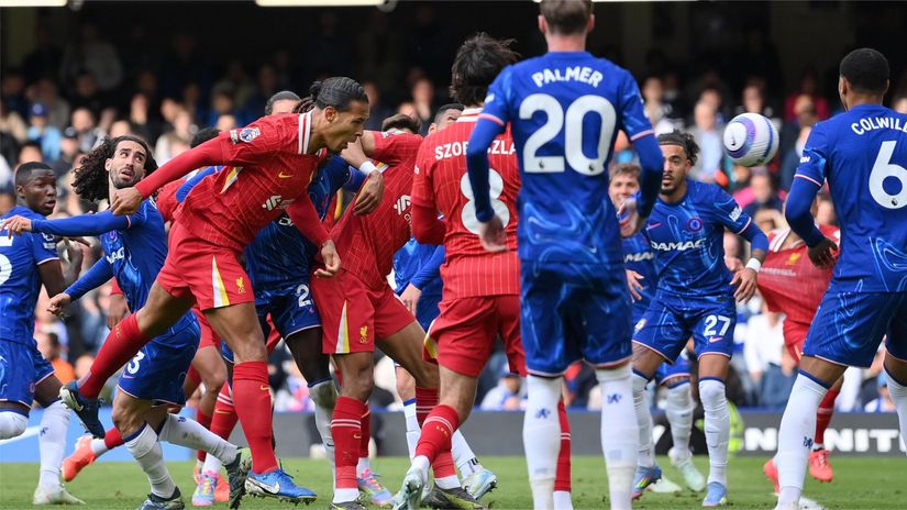 Virgil van Dijk in action against Chelsea (©Justin Setterfield/Getty Images)