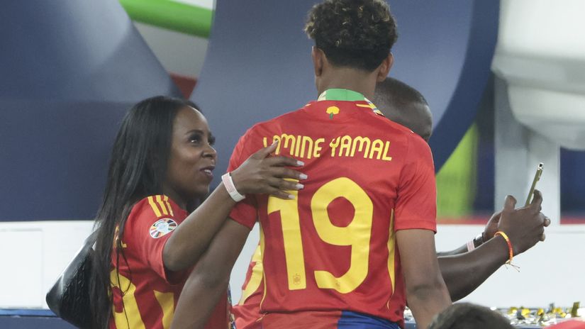 Sheila Ebana and Lamine Yamal (©Gallo Images)