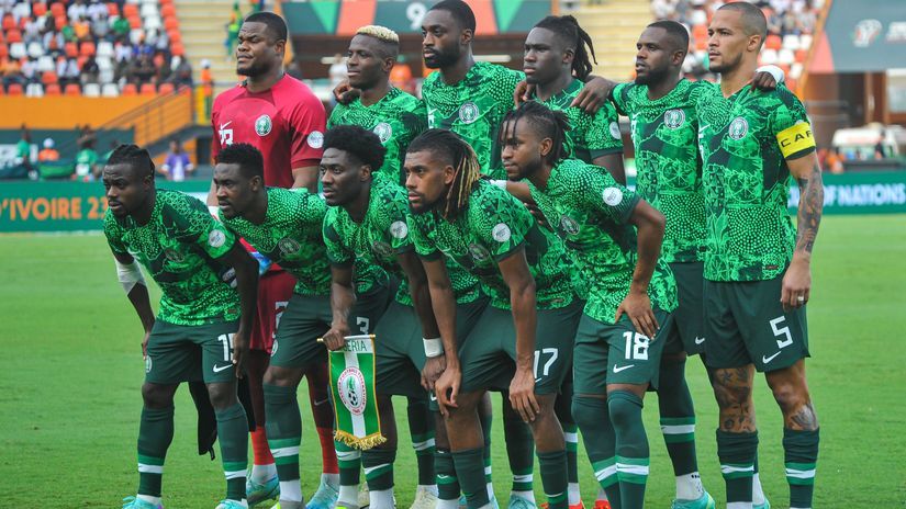 Super Eagles escape mid-air scare en route to Nigeria