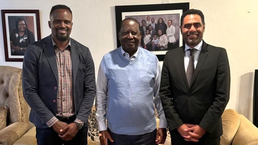 Romanian clubs honour Raila Odinga with moment of silence