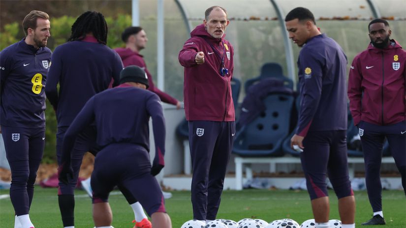 Tuchel gives instructions during the Three Lions' training (©David Rogers/Getty Images)
