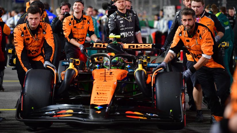 Lando Norris in his bolid (©Gallo Images)