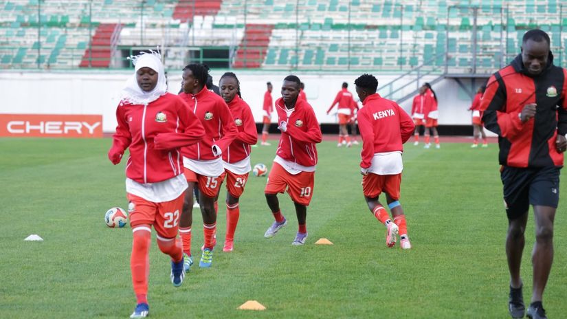 © Harambee Starlets