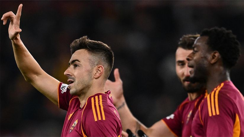 El-Shaarawy celebrates after scoring tonight (©Image Photo Agency/Getty Images)