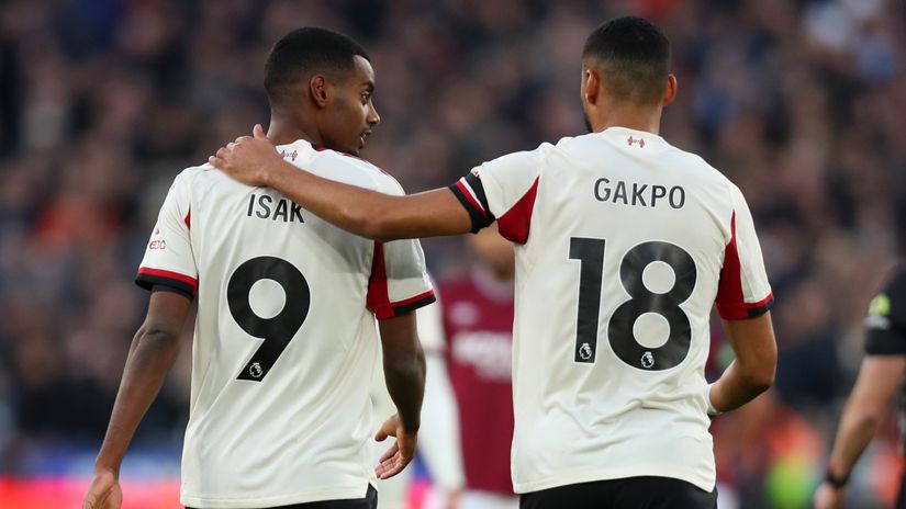 Isak and Gakpo celebrating the goal (©Gallo Images)