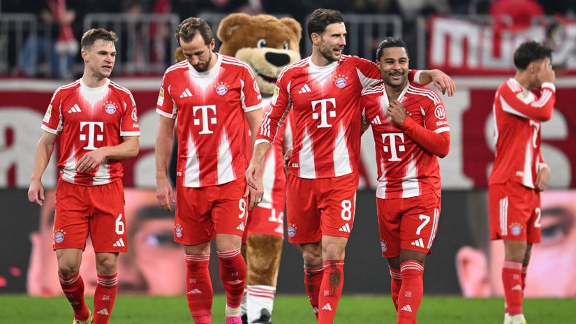 Bayern team after the match against St. Pauli (©Gallo Images)