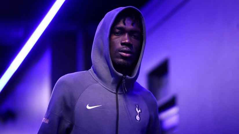 Tottenham's Malian seen inhaling illegal 'laughing gas' - again!