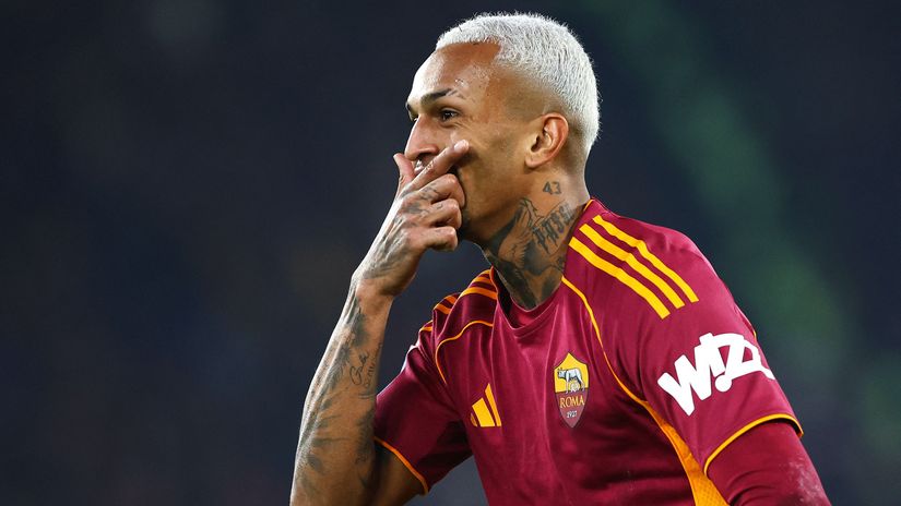 Roma's match-winner, Wesley Franca (©AFP)