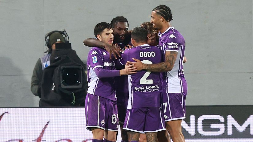 Fiorentina players finally had a reason to smile (©Gabriele Maltinti/Getty Images)
