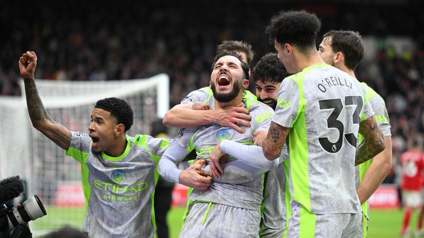 Cherki and the Cityzens celebrate his late winner (©Clive Mason/Getty Images)