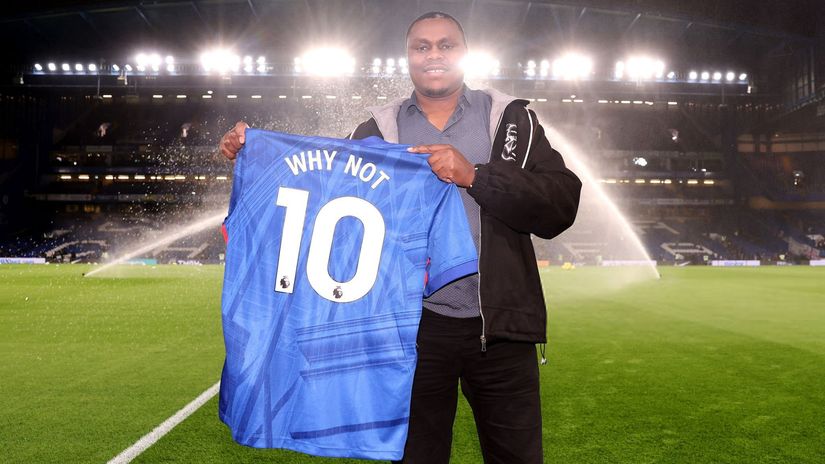 Kenyan darts superstar Munyua fulfils life-long Chelsea dream