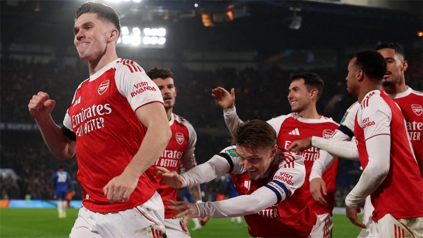 Gyokeres and his gang celebrating a massive away win (©Alex Pantling/Getty Images)