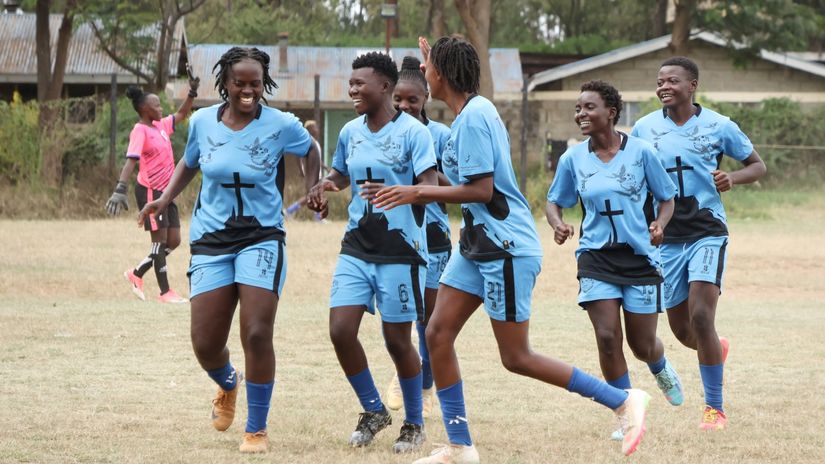 Trinity Starlets © Gad Isaac 