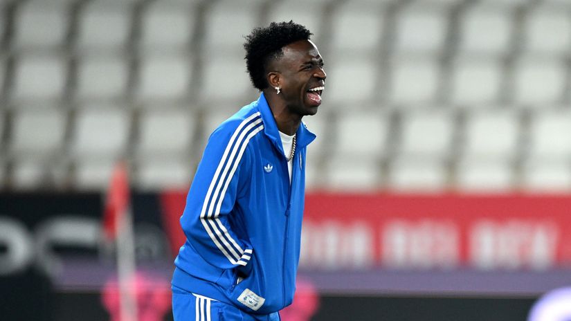 With 'villain' Alonso out of the picture, Madrid and Vini return to the negotiating table