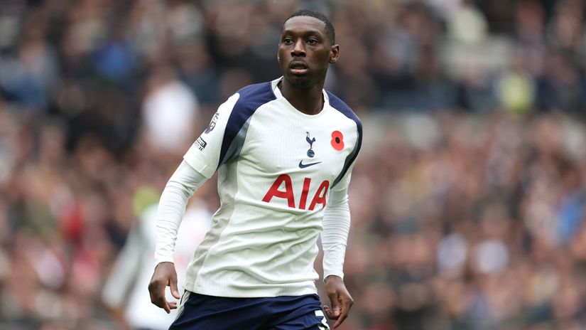 Tottenham's Kolo Muani involved in a car accident