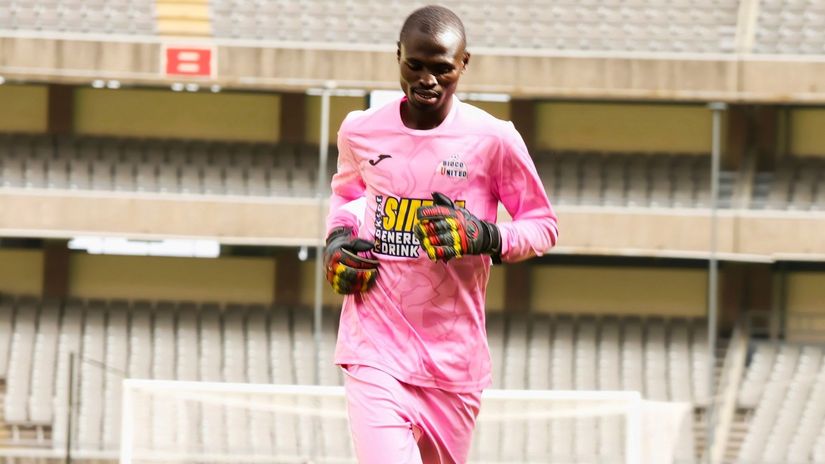 Issa Emuria © Gad Isaac 