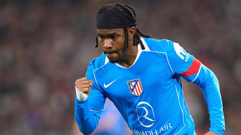 Ademola Lookman celebrates after scoring his first Atletico goal (©Fran Santiago/Getty Images)