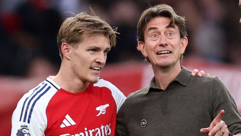 Thomas Frank with Arsenal captain Martin Odegaard (©Reuters/David Klein/Gallo Images)