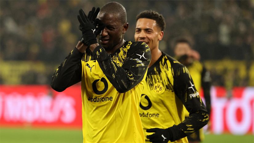 Guirassy celebrates after scoring against Mainz (©Christof Koepsel/Getty Images)