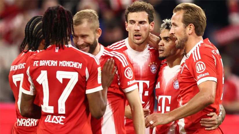 Kane, Diaz and Olise celebrate with Gnabry, Laimer and Goretzka (© Stefan Matzke - sampics/Getty Images)