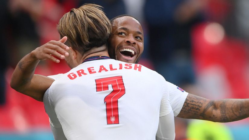 Grealish & Sterling with the England national team, back in 2021 (©Laurence Griffiths/Getty Images)