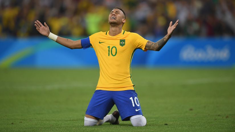 Neymar and the yellow jersey at the World Cup? Still the hope of all of us (©Getty Images)