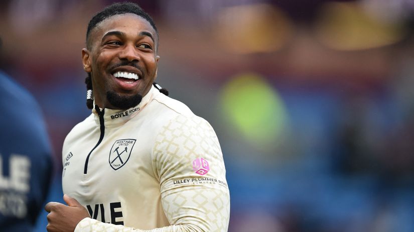 Adama Traore (©Reuters/Peter Powell/Gallo Images)