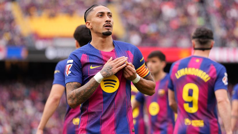 Raphinha had his day against Sevilla (©Alex Caparros/Getty Images)