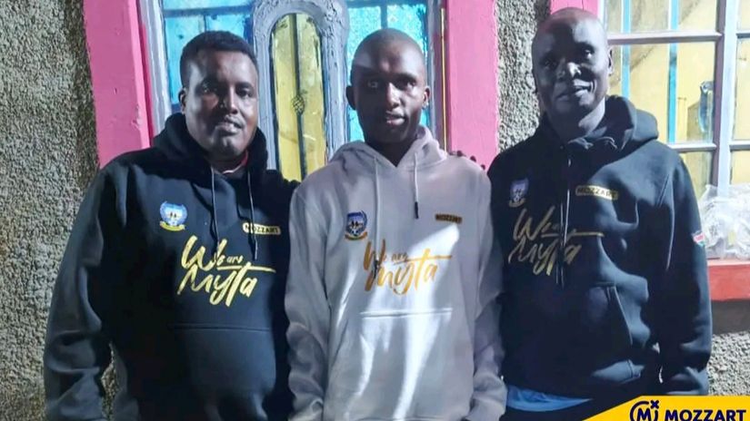 Allan Otieno (centre) © Migori Youth