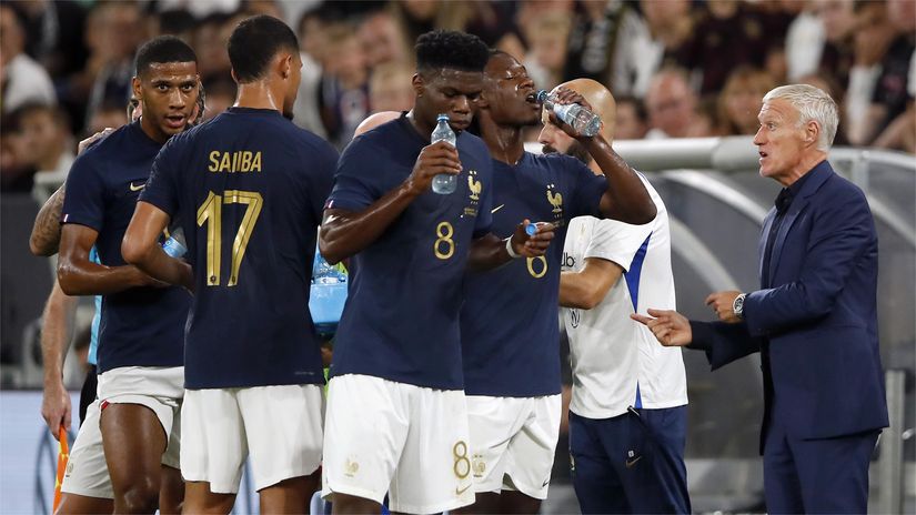 Deschamps with Les Bleus (©ANP via Getty Images)