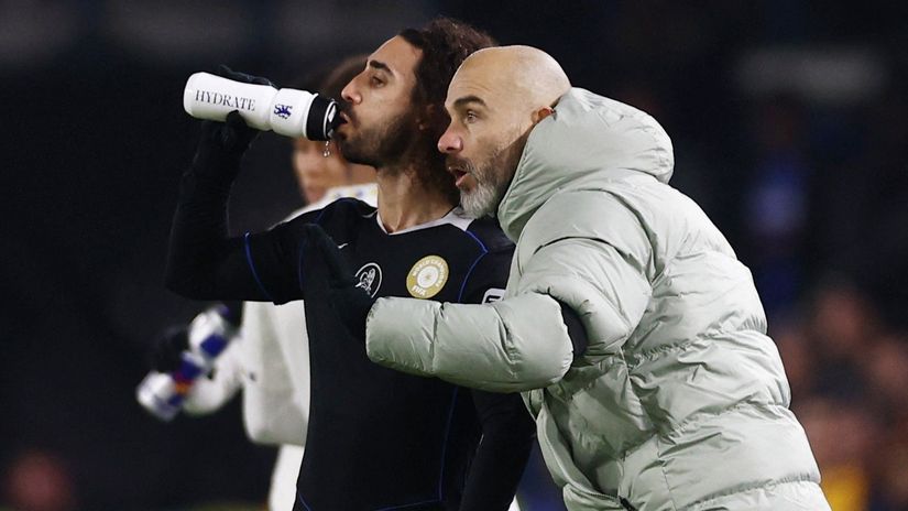 Marc Cucurella & Enzo Maresca (©Reuters/Lee Smith/Gallo Images)