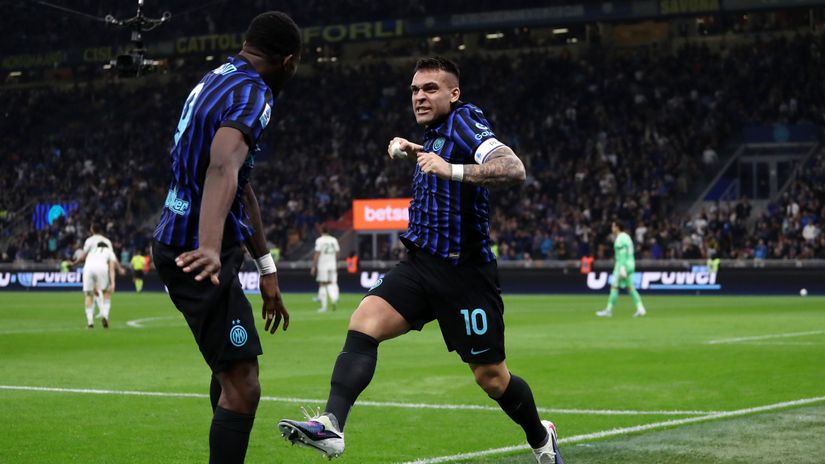 Thuram and Lautaro combined for three goals and two assists against Roma (©Marco Luzzani/Getty Images)