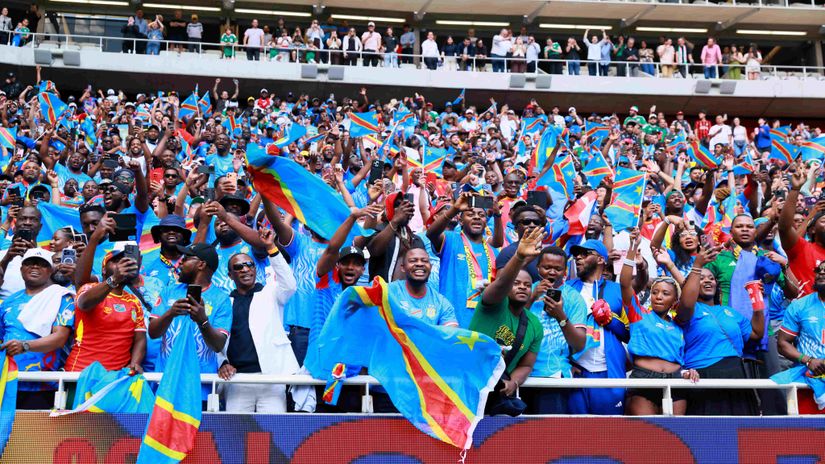 DR Congo fans celebrate qualifying for the World Cup after the 1-0 win over Jamaica (©Reuters/Eloisa Sanchez/Gallo Images)