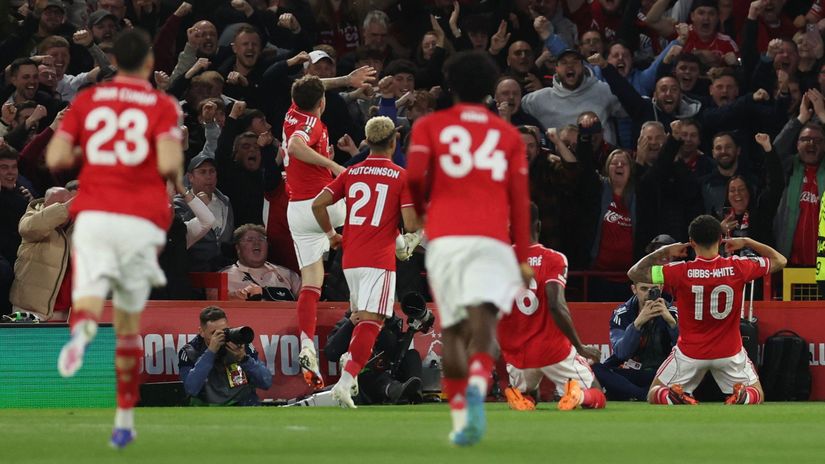 Forest players and fans celebrating Gibbs-White's winner (©Reuters/Chris Radburn/Gallo Images)
