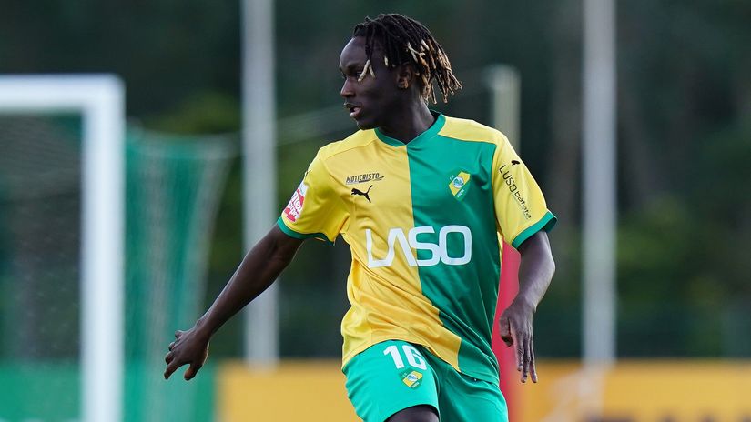 Alamara Djabi during his stint with the Portuguese side Mafra (©Gualter Fatia/Getty Images/Gallo Images)