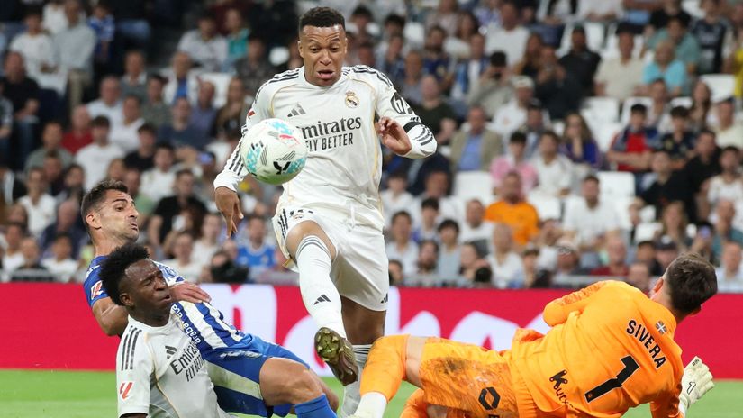 Mbappe and Vinicius score in a nervy win over Alaves