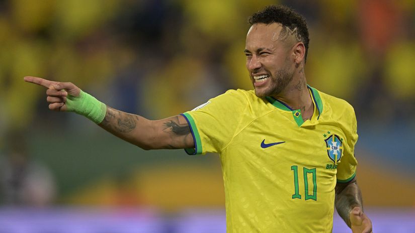 So far, so good for Neymar (©Pedro Vilela/Getty Images)