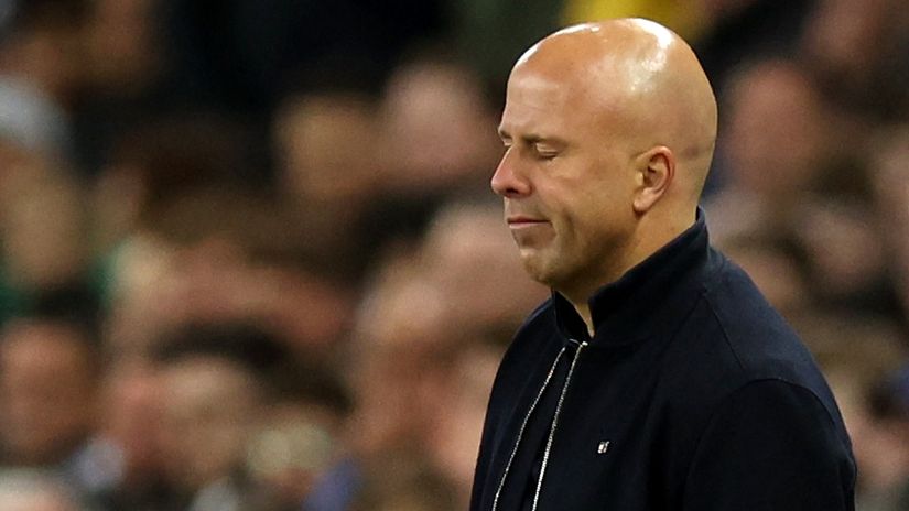 Arne Slot's face says it all (©REUTERS/Chris Radburn)